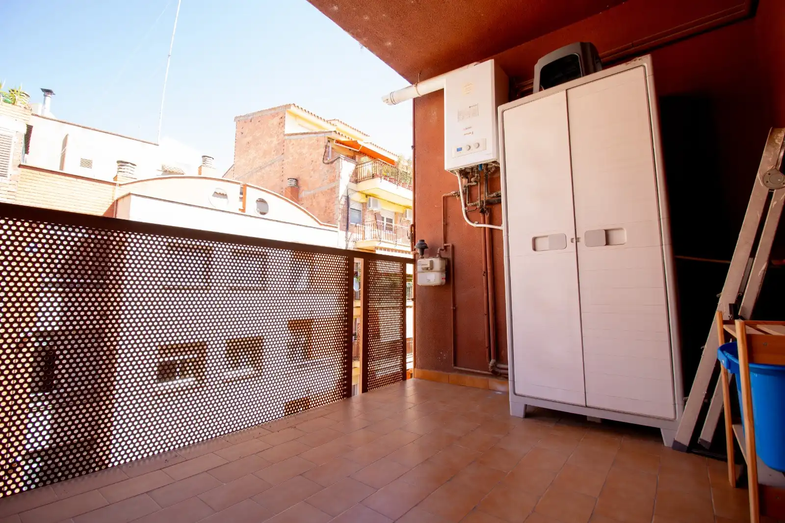 Piso con terraza en venta en Carrer Alfons II, imagen 2