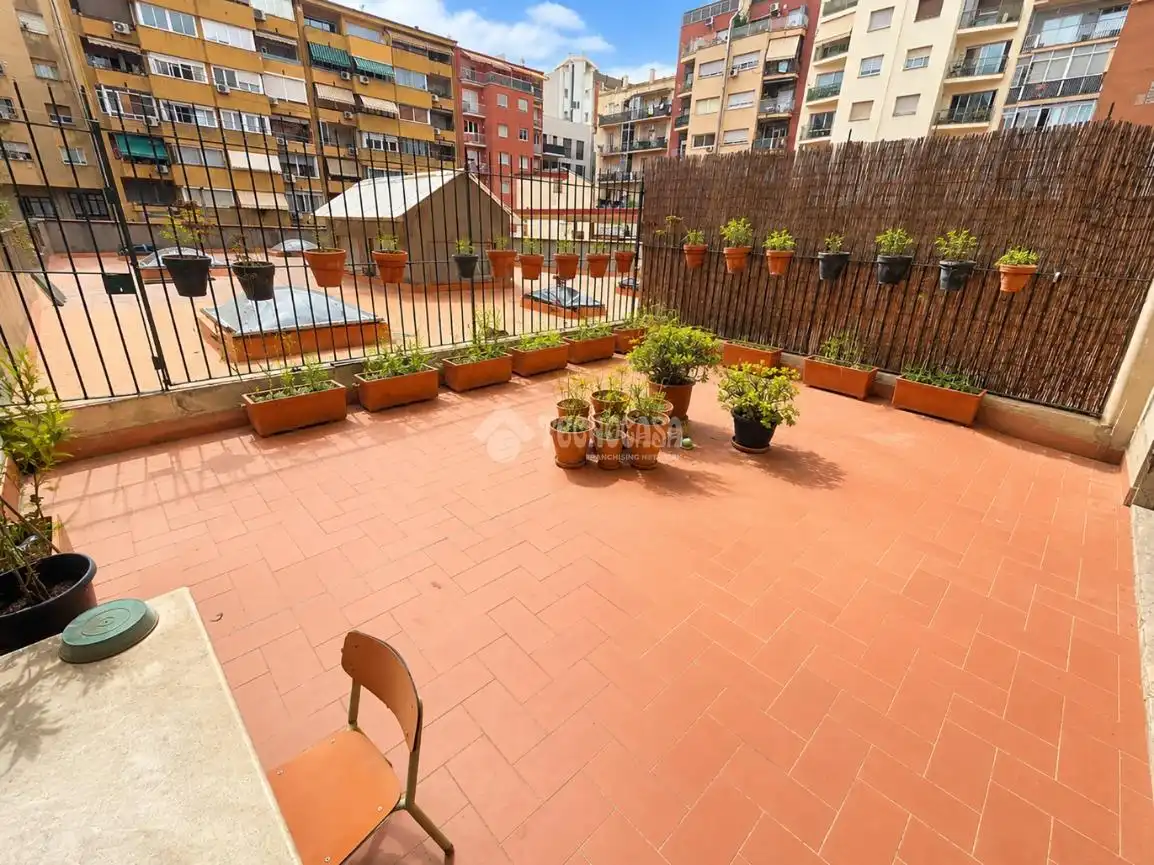 Terraza de Piso en venta en Barcelona con Calefacción y Terraza