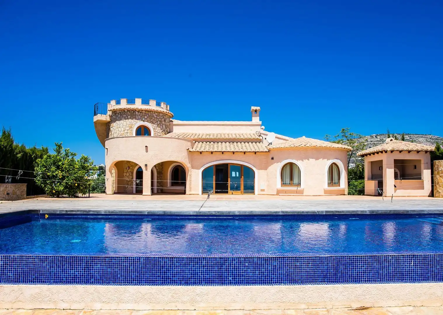 Chalet con piscina en venta en Cumbre del Sol, imagen 4
