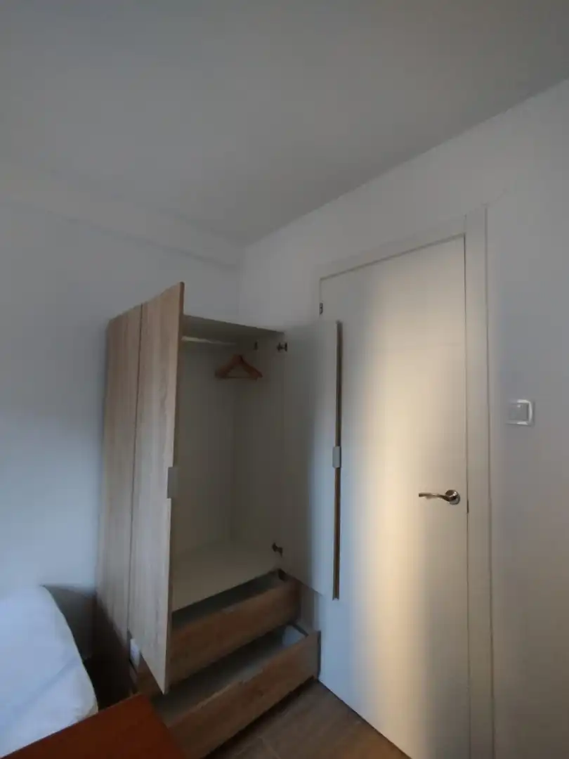 Bedroom of Flat for rent in Santander  with Heating, Furnished and Washing machine