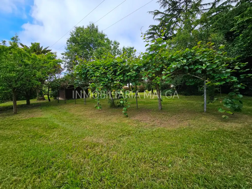 Casa o xalet en venda en Villaviciosa amb Calefacció, Jardí privat i Parquet