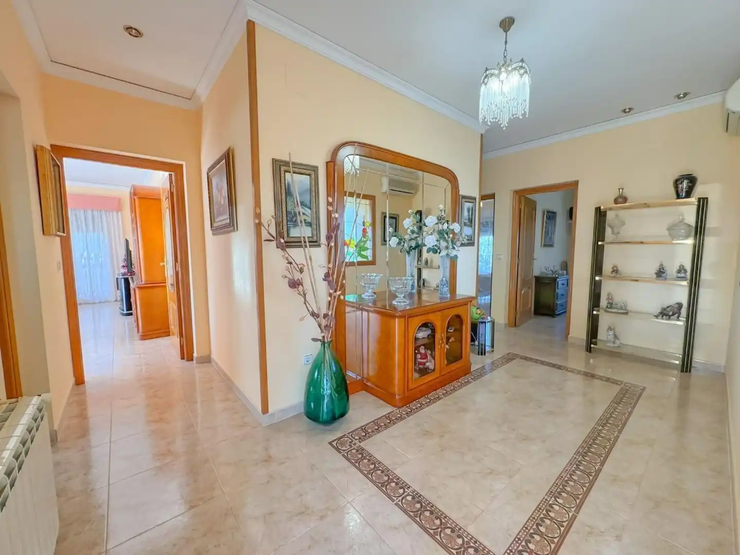 Detached house with pool for sale in Calle d'Isa Tròlec 8, imagen 5