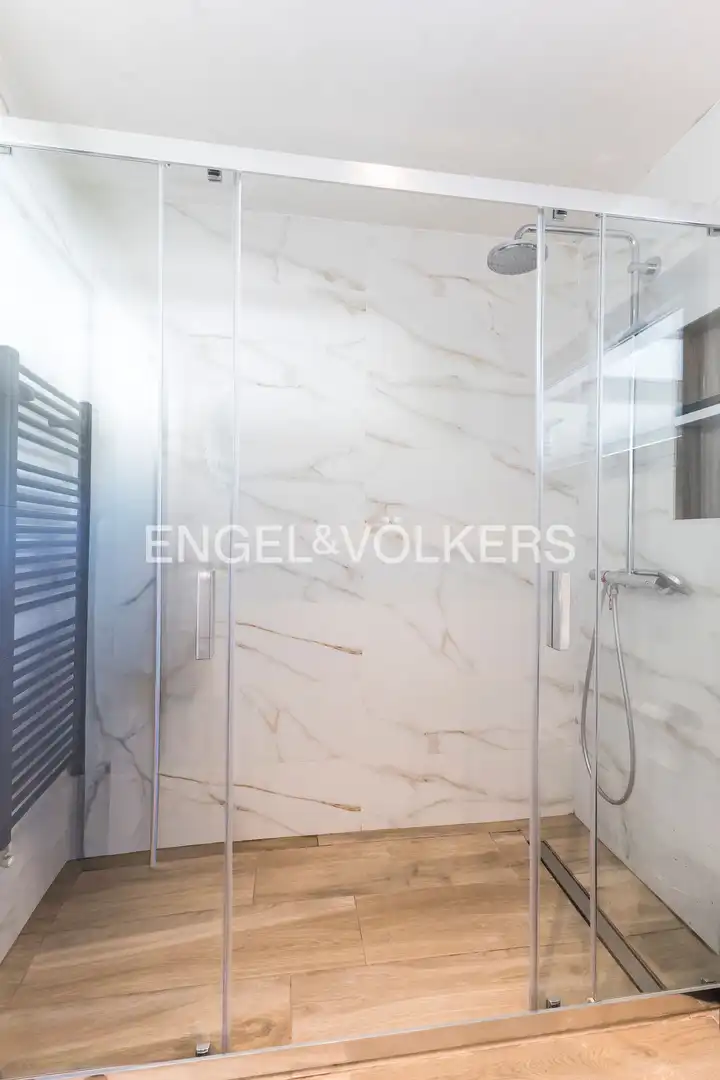 Baño de Casa o chalet en venta en Paracuellos de Jarama con Aire acondicionado, Calefacción y Jardín privado