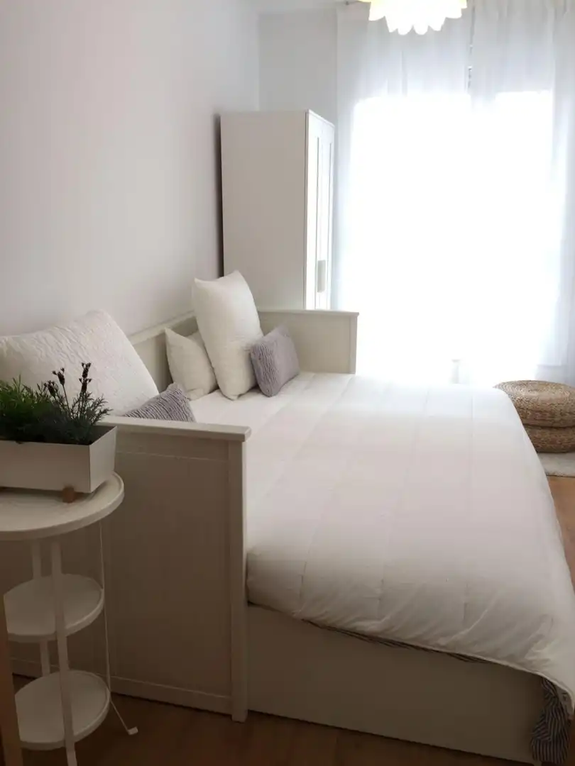 Bedroom of Flat for sale in Voto  with Heating, Parquet flooring and Furnished