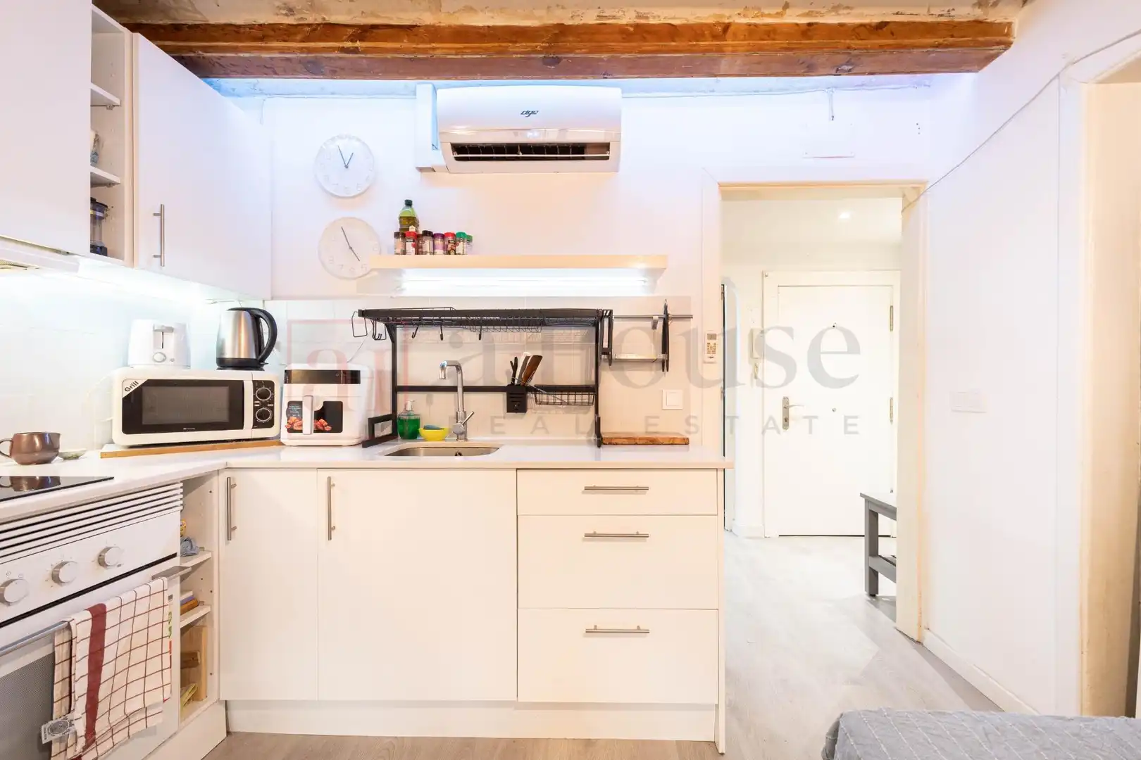 Appartamento con terrazza in vendita a Calle ESCUDELLERS, imagen 10