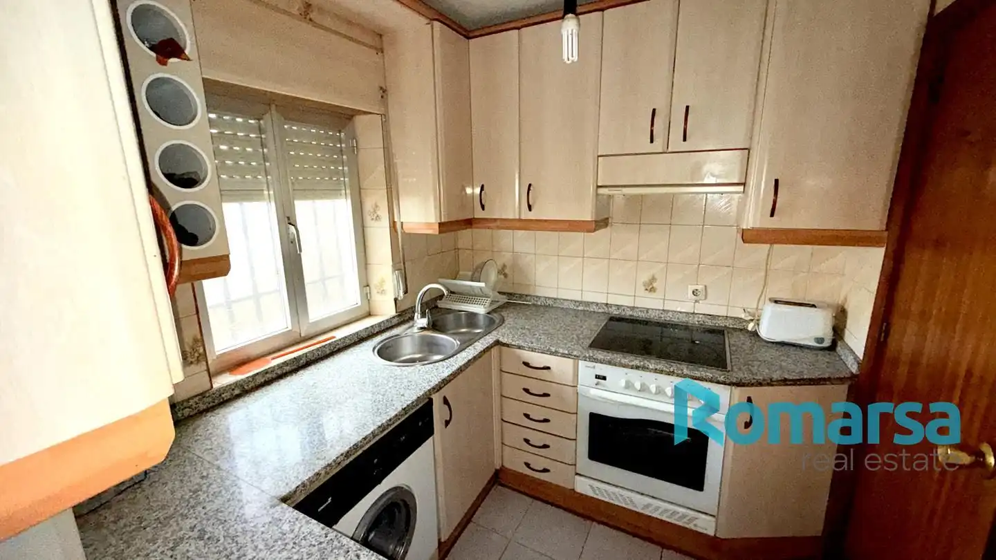 Küche von Einfamilien-Reihenhaus zum Verkauf in El Parral mit Heizung und Terrasse