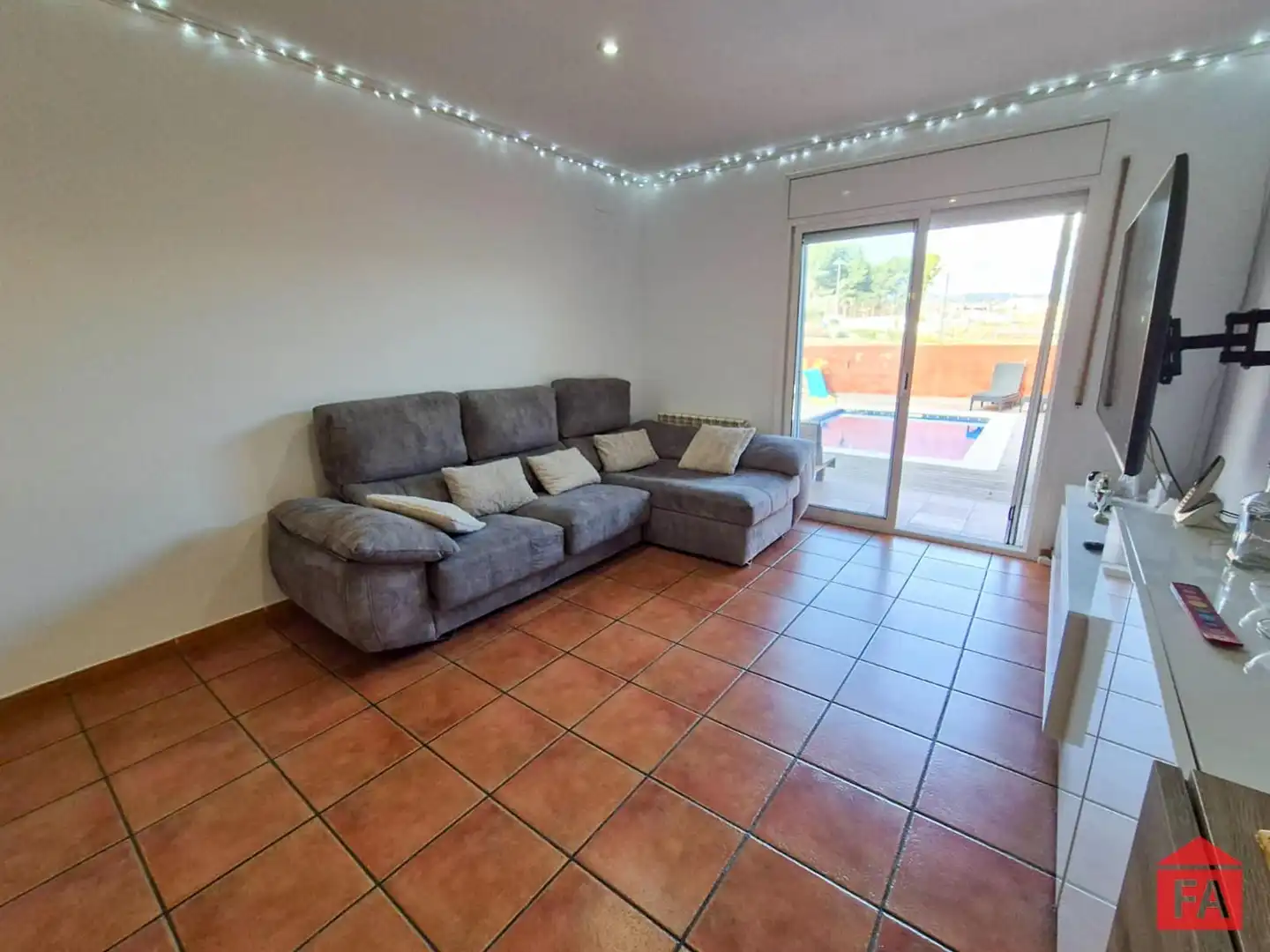 Living room of Detached homes for sale in Albinyana  with Heating, Terrace and Swimming Pool