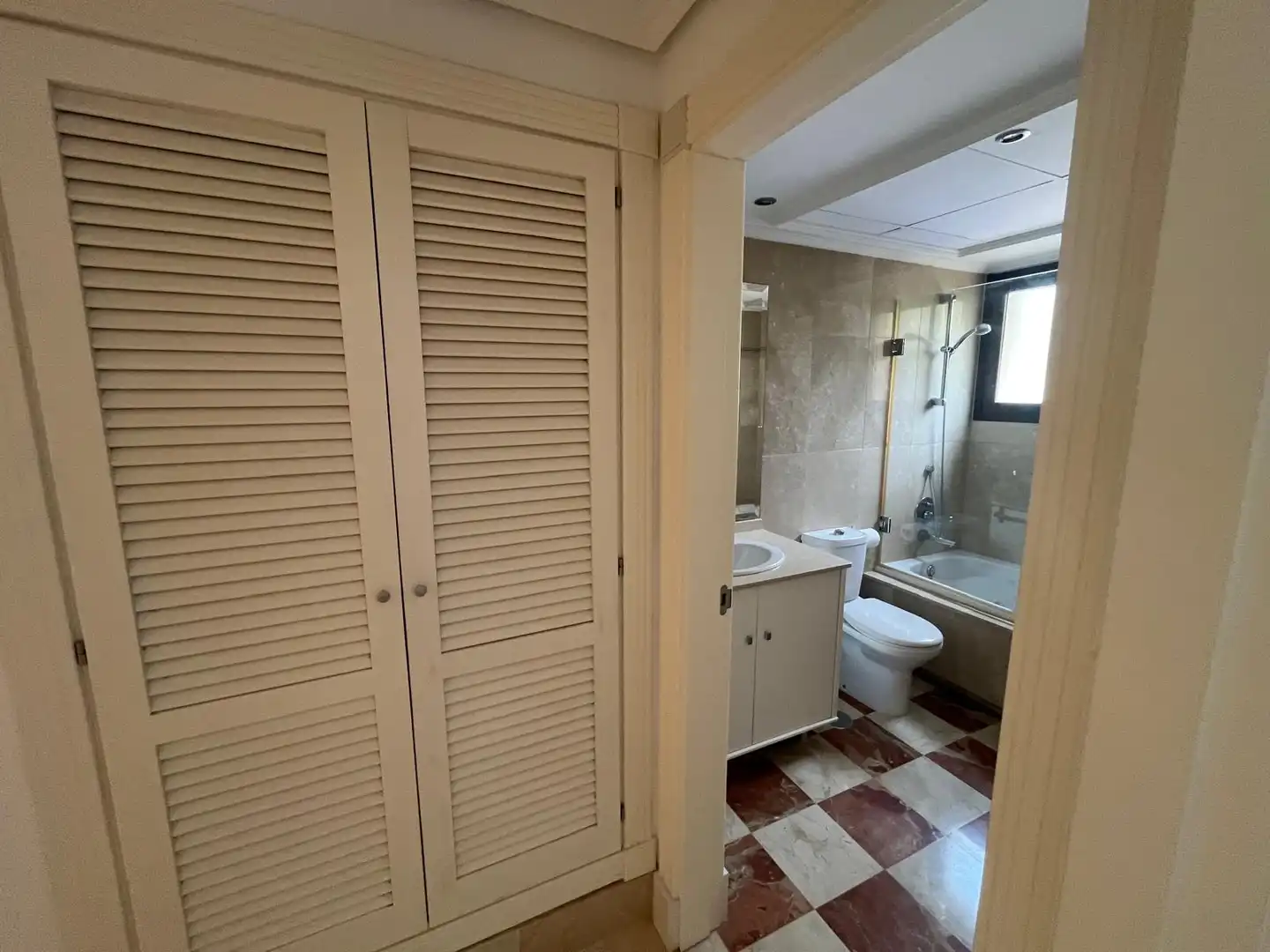 Pis de lloguer a Ribera del Paraiso, 5, Puerto de Sotogrande - La Marina