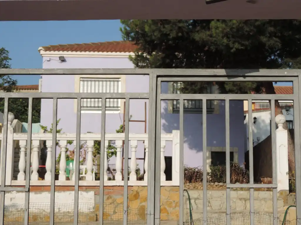 Vista exterior de Casa o xalet en venda en Llombai