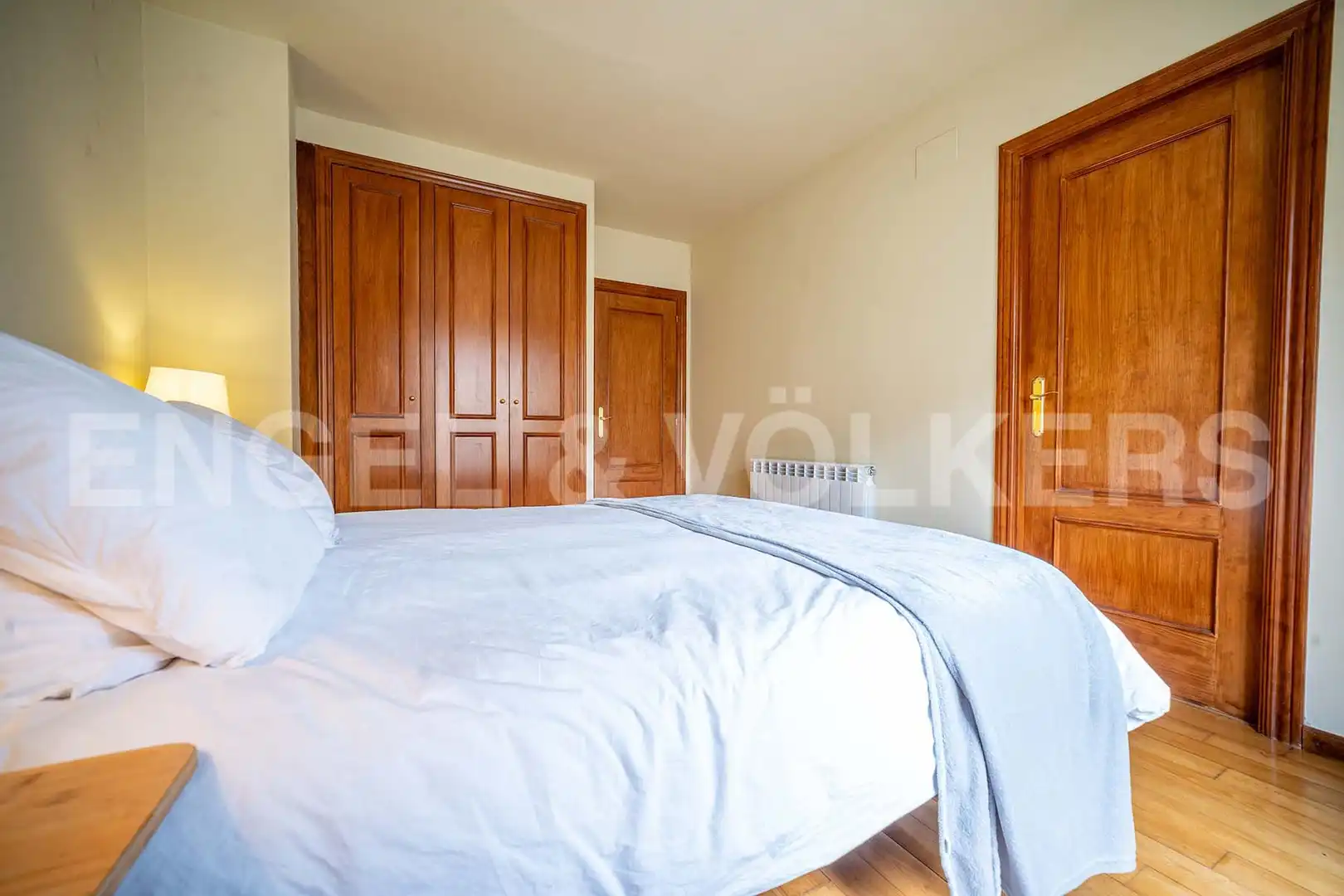 Dormitori de Casa adosada en venda en Bossòst amb Calefacció, Parquet i Terrassa