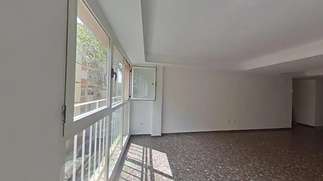 Piso con ascensor en venta en C/ Plátanos, imagen 4