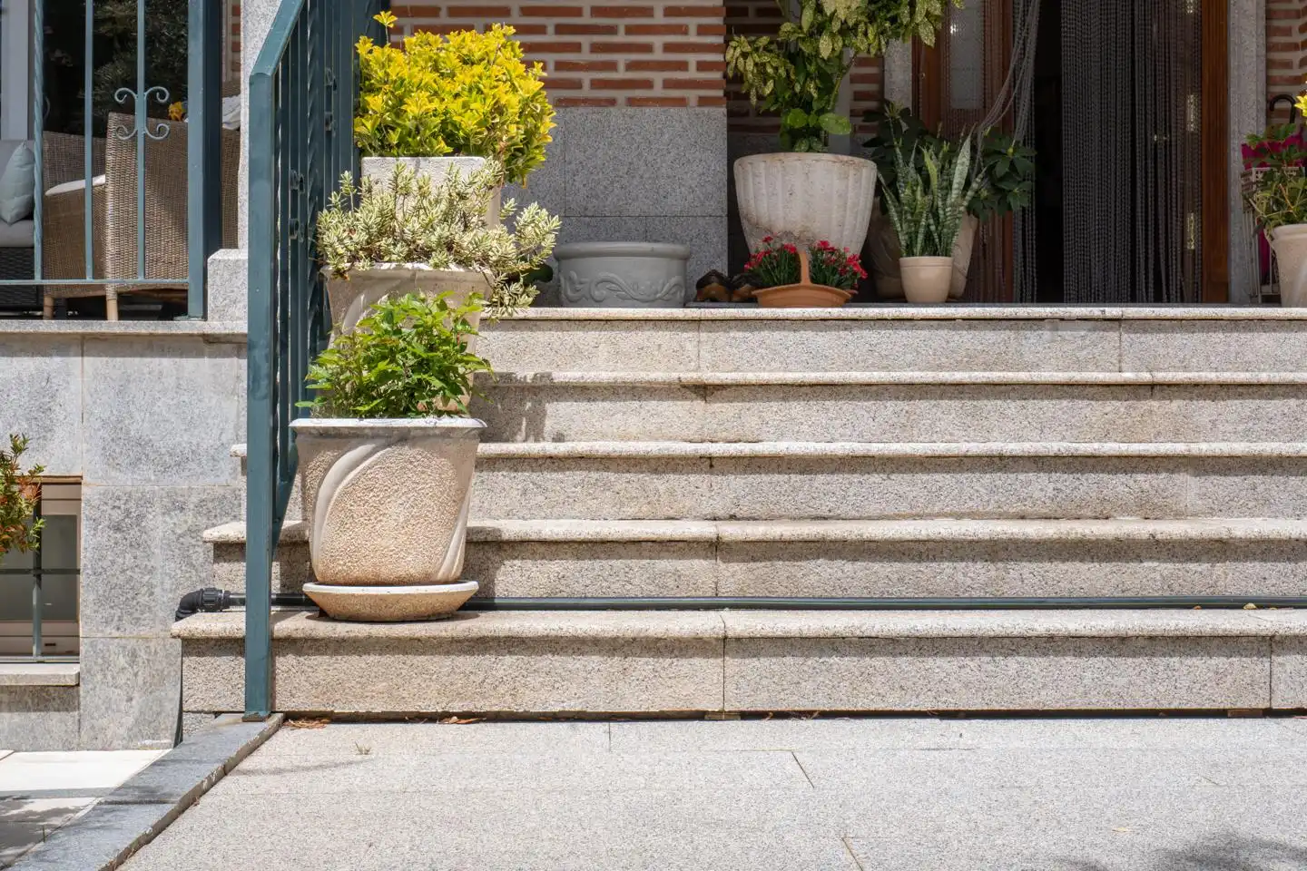 Vista exterior de Casa o xalet en venda en Ávila amb Calefacció, Jardí privat i Terrassa