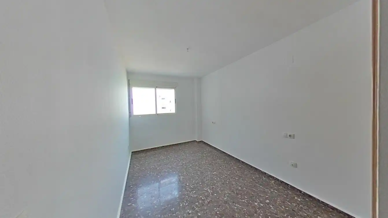 Habitación de Piso en venta en Valencia con Aire acondicionado y Calefacción