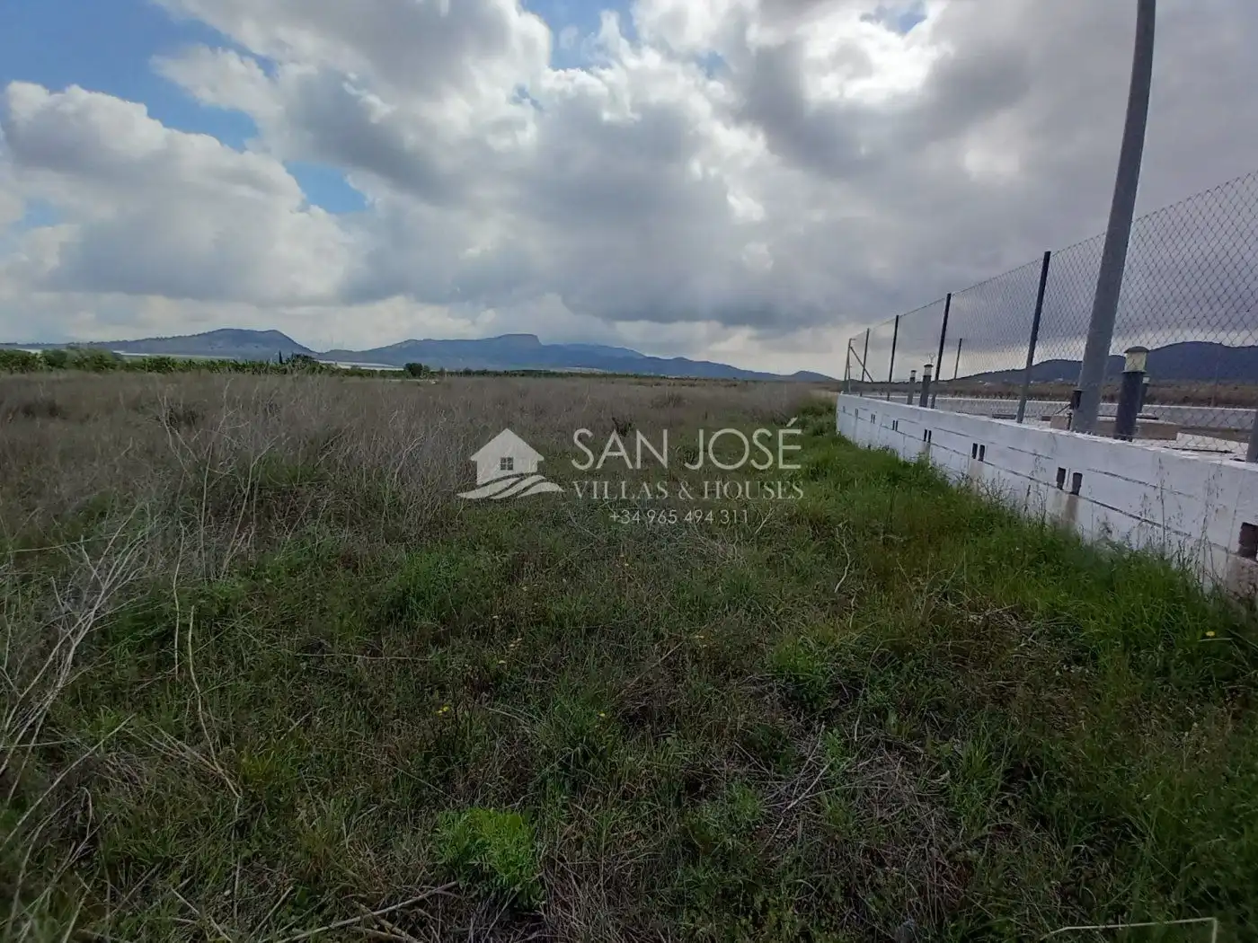 Land for sale in Monóvar  / Monòver