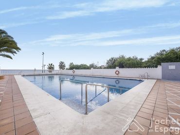 Apartament amb piscina en venda a Paseo Marítimo Rey de España