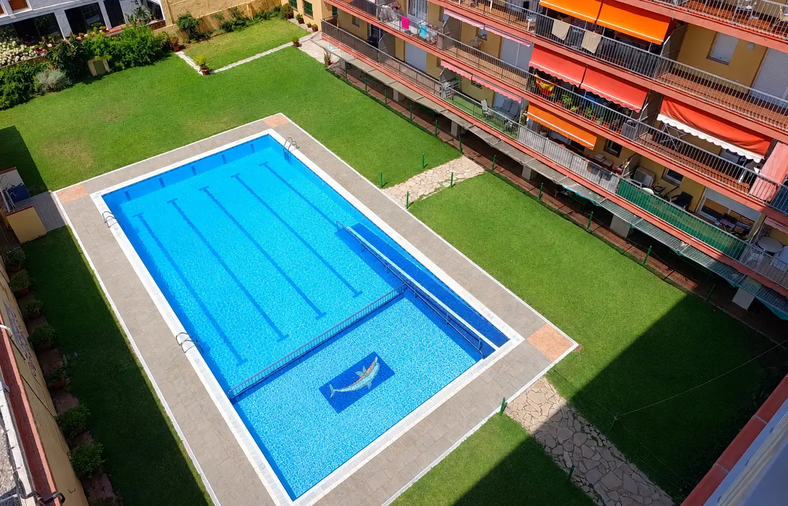 Piscina de Piso en venta en Malgrat de Mar con Calefacción, Terraza y Horno