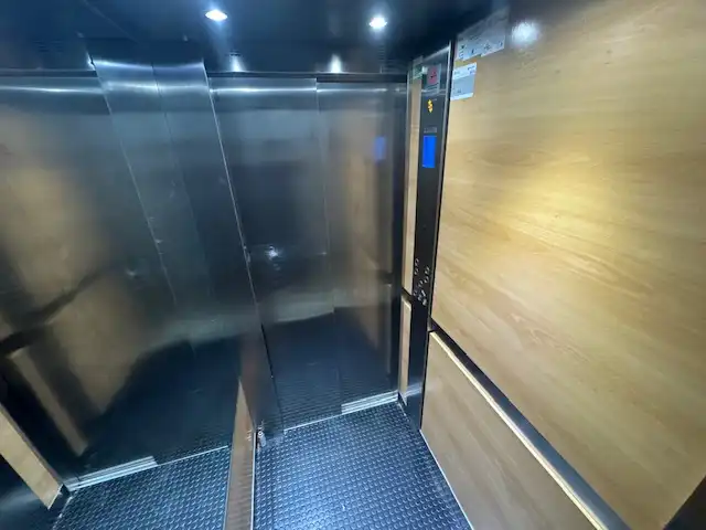 Individual amb ascensor en venda a Passeig Roman Fabra 29, imagen 7