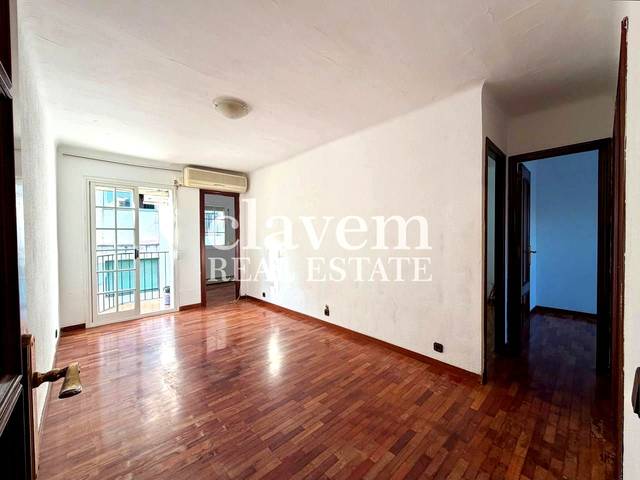 Piso en Venta en De Santa Engràcia en La Prosperitat