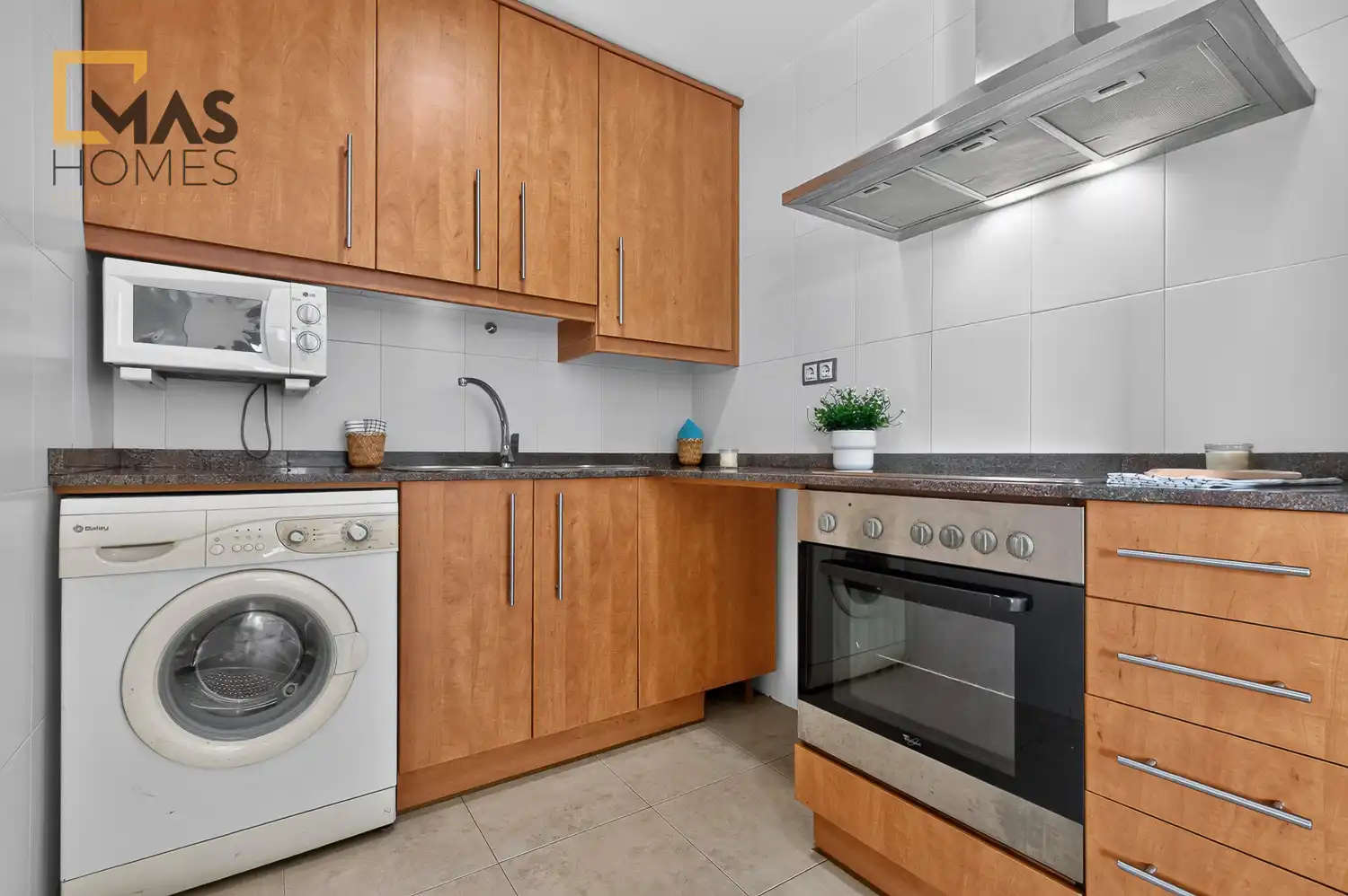 Cocina de Piso en venta en Terrassa con Aire acondicionado, Calefacción y Trastero