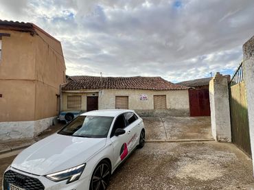 Casa rústica en venda a Calle Estrecha del Rapino 6A