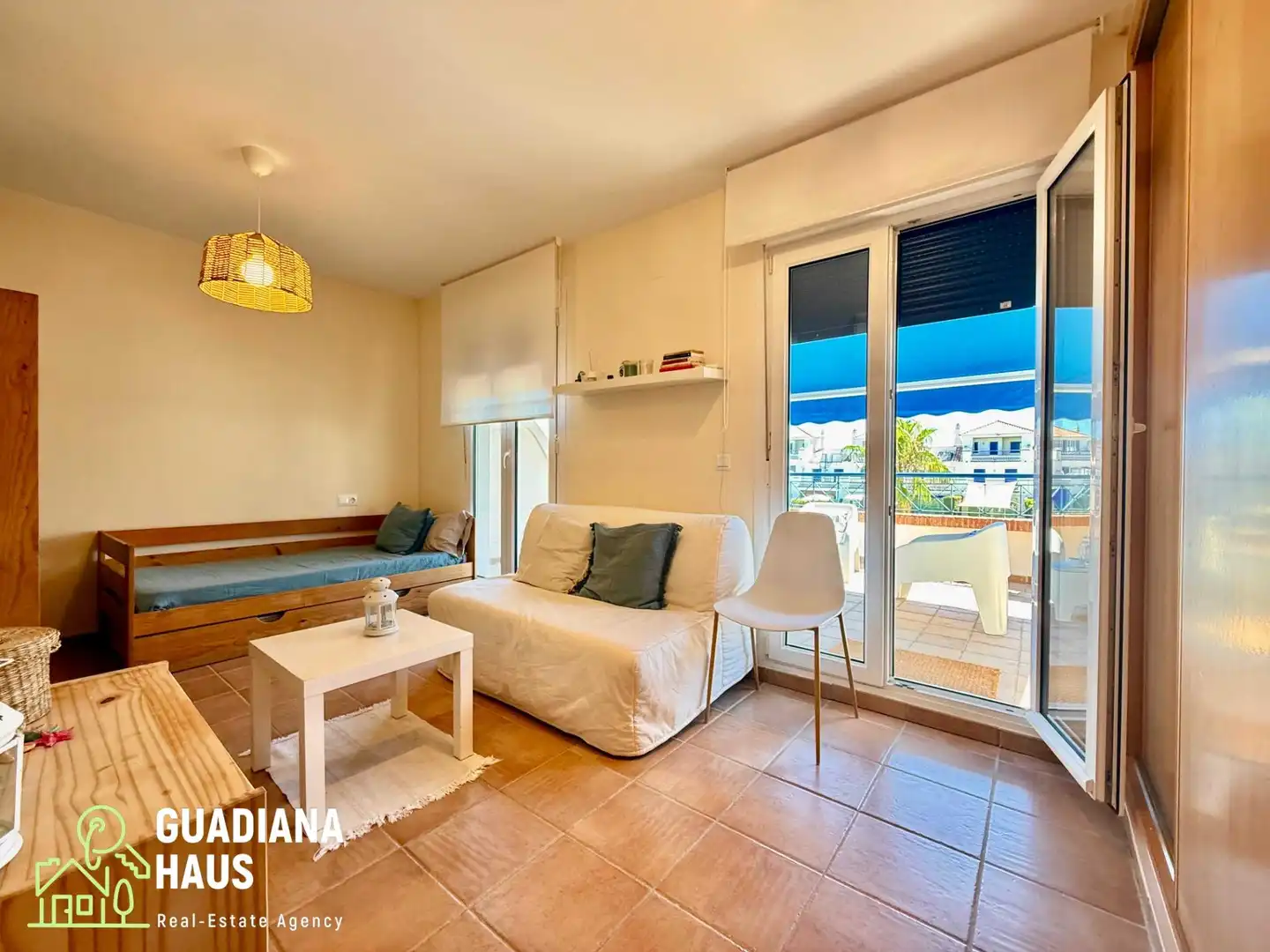 Reihenhaus mit Pool zum Verkauf in Avenida ROSALIA DE CASTRO 5, imagen 35