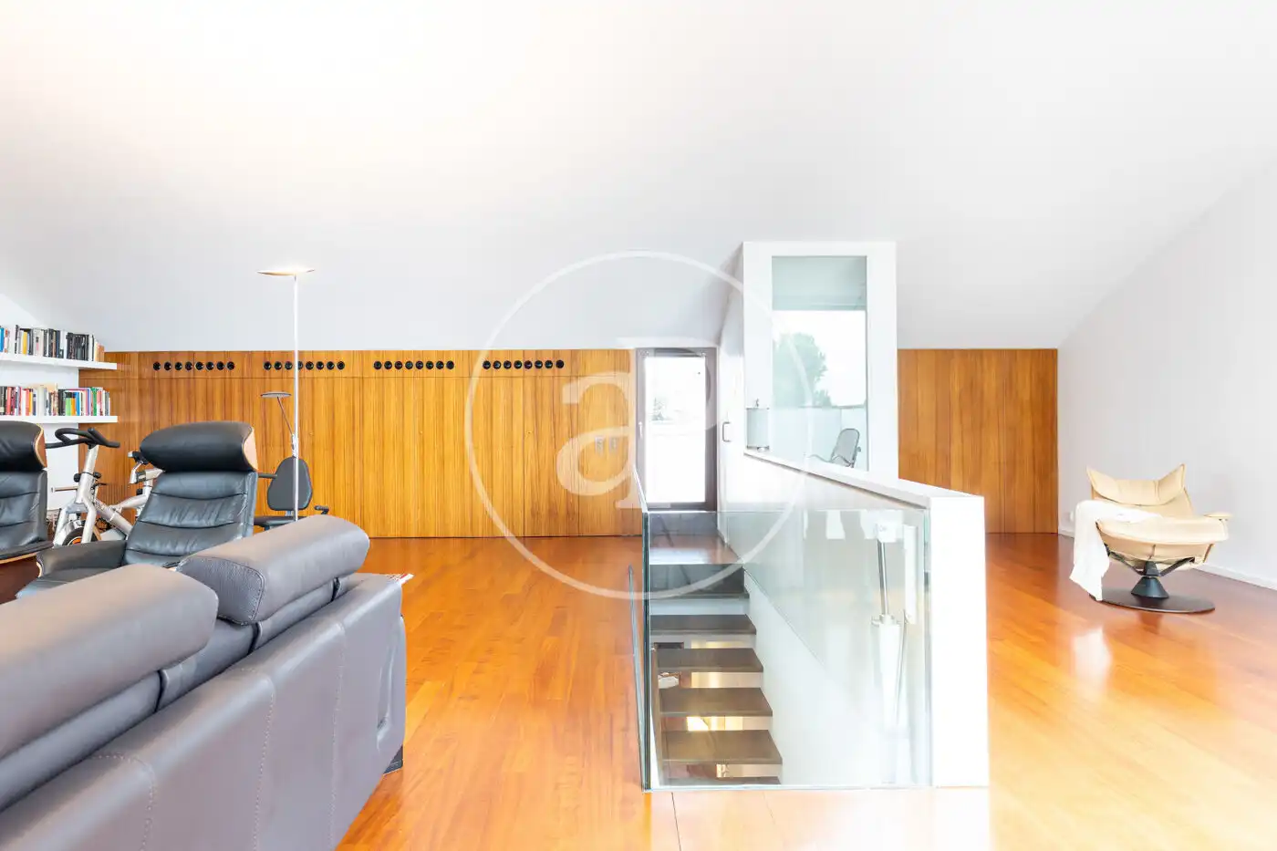 Living room of Houses for sale in Sant Cugat del Vallès  with Air Conditioner, Heating and Private garden