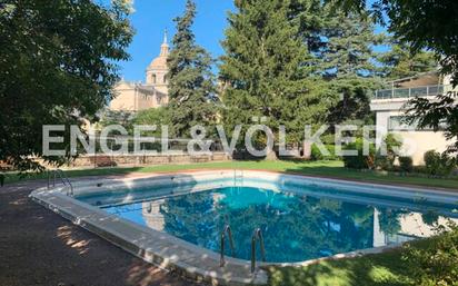 Swimming pool of Flat for sale in San Lorenzo de El Escorial  with Air Conditioner and Swimming Pool