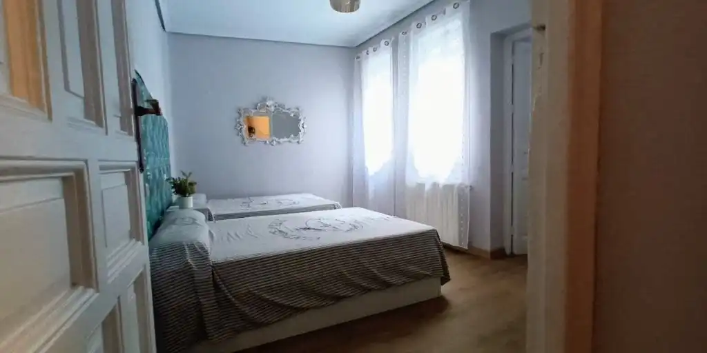 Habitación de Piso en venta en Madrid con Calefacción, Amueblado y Horno