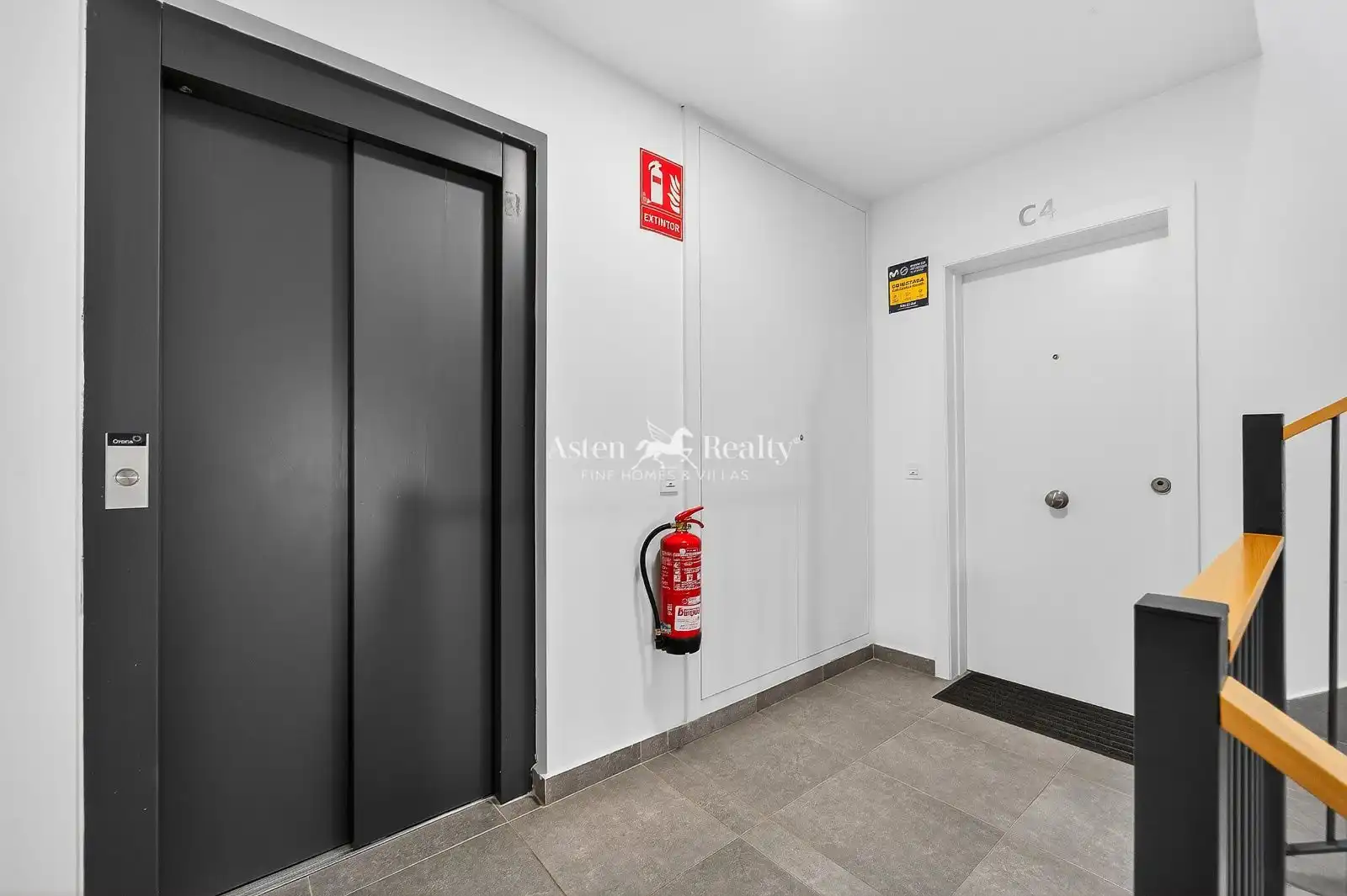 Apartamento en venta en Guía de Isora con Terraza, Trastero y Amueblado