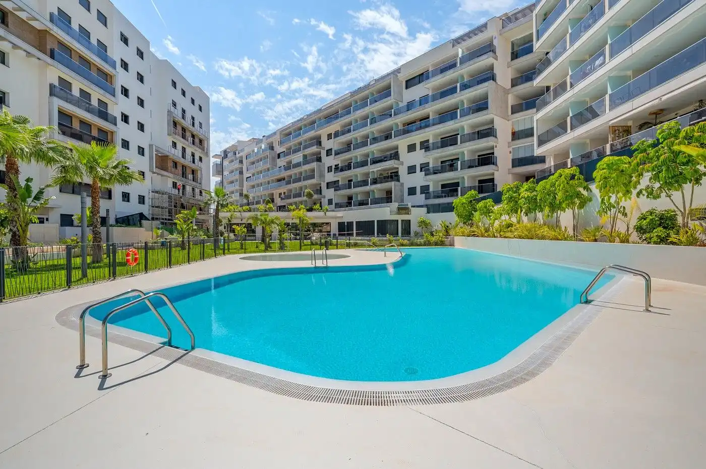 Apartamento con piscina en venta en Dehesa de Campoamor, imagen 4