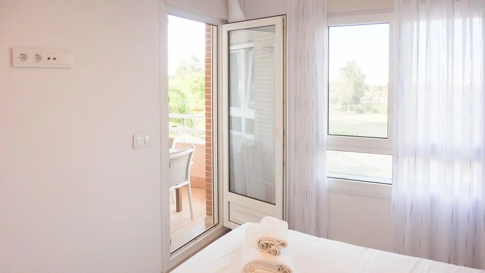 Schlafzimmer von Wohnungen zum Verkauf in Oliva mit Klimaanlage, Heizung und Terrasse