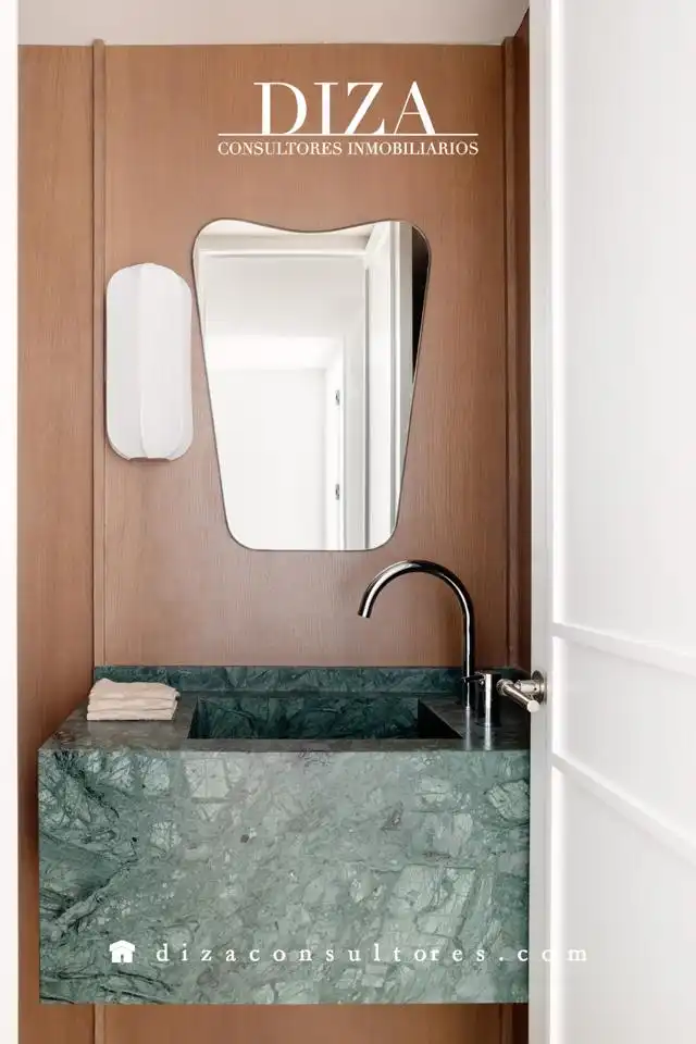Badezimmer von Maisonette zum Verkauf in Madrid mit Klimaanlage und Terrasse