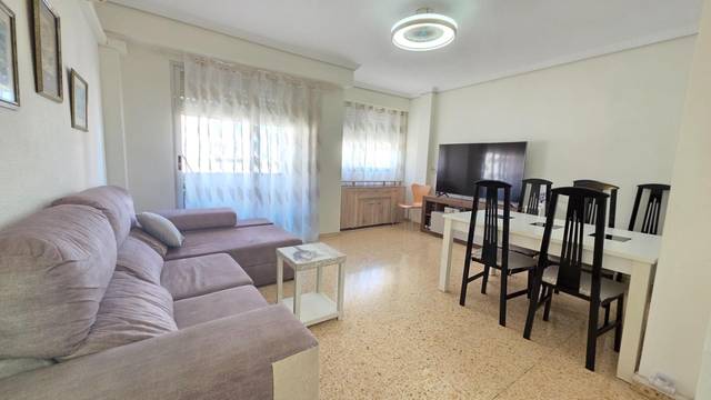 Piso en Venta en  PRIMER DE MAIG en El Alborgí