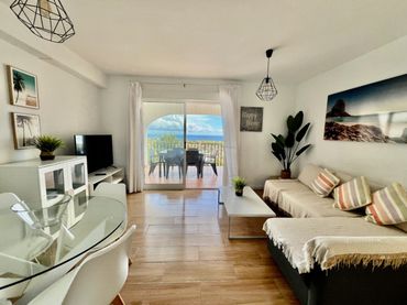 Terraced house with pool for sale in Cometa