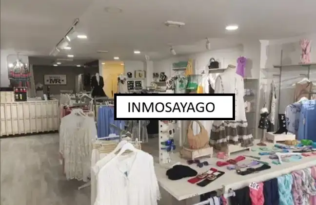 Local comercial de lloguer a Plaza de la Constitución, imagen 2