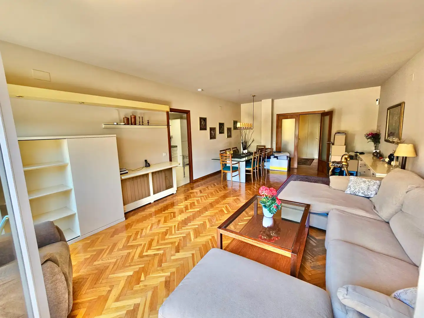 Sala de estar de Dúplex de alquiler en Sant Just Desvern con Aire acondicionado, Calefacción y Jardín privado