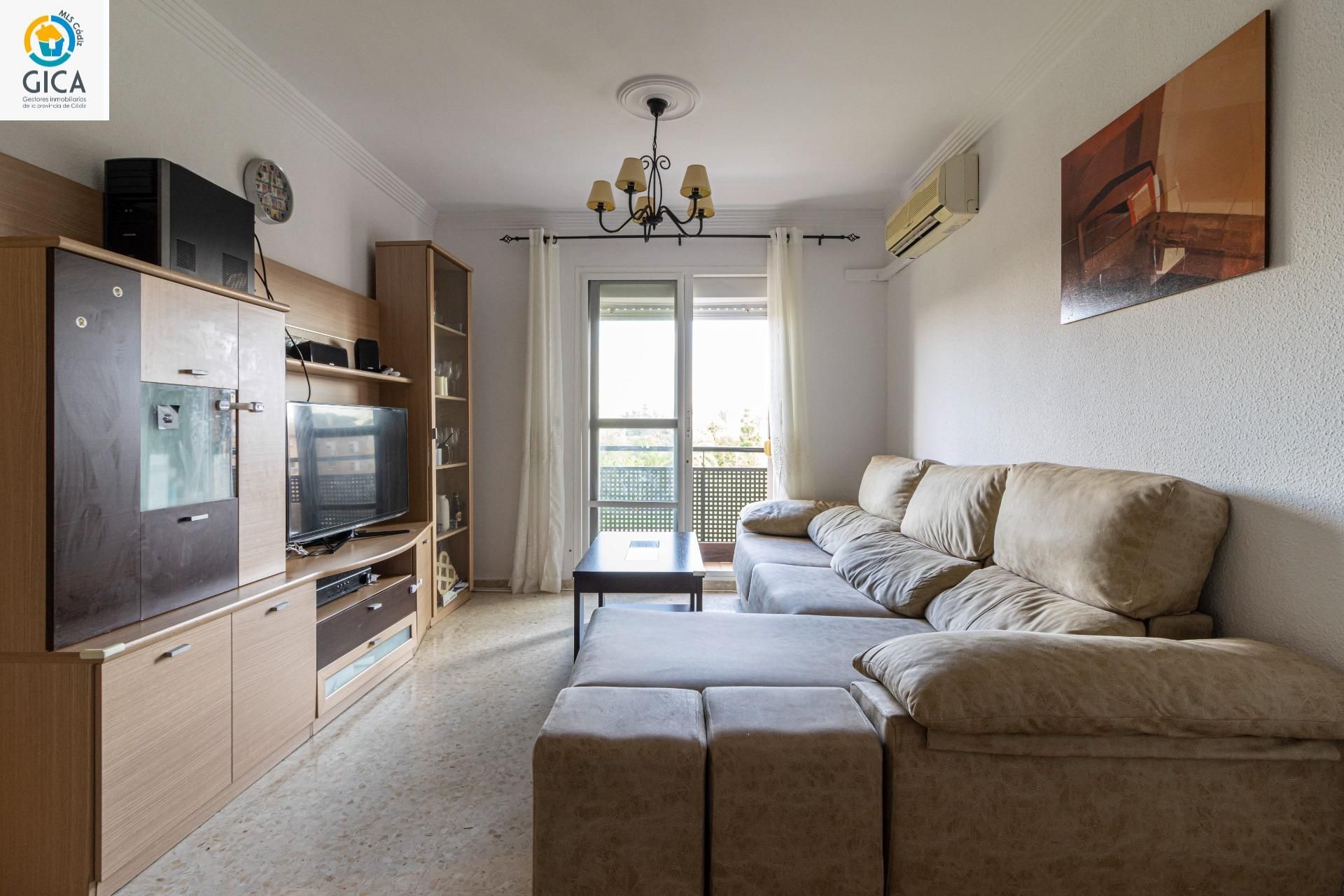 Sala d'estar de Pis en venda en Jerez de la Frontera amb Aire condicionat, Traster i Balcó