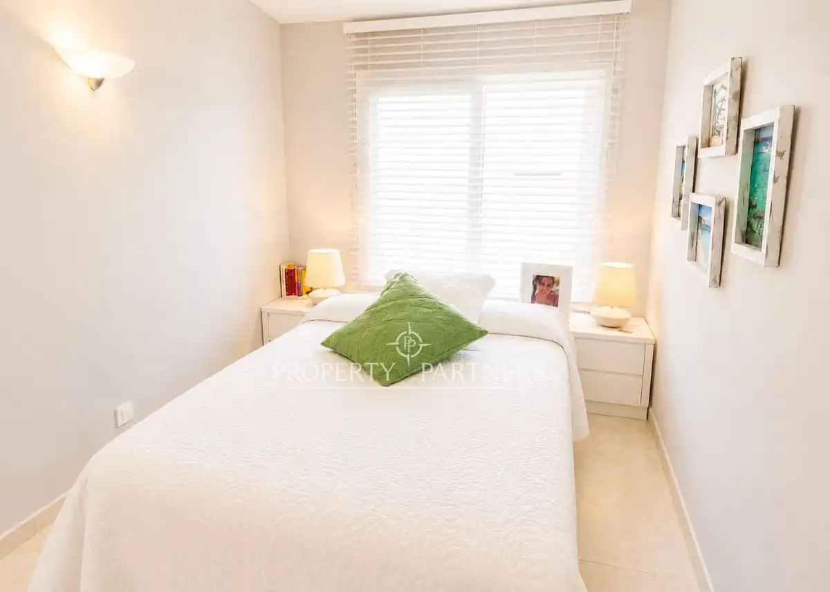 Apartment with pool for sale in Passeig Marítim, imagen 24