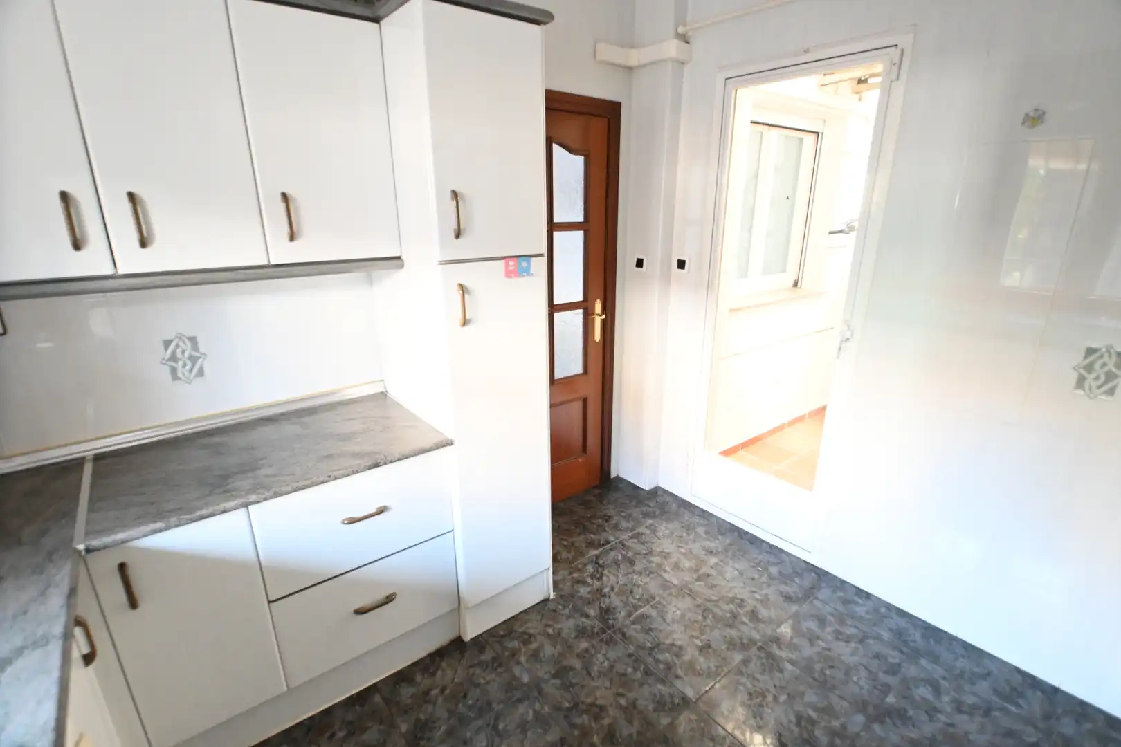 Cocina de Casa adosada en venta en Churriana de la Vega con Aire acondicionado, Terraza y Trastero