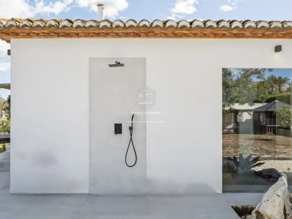 Houses for sale in Camino Tarraulla, Partides comunes - Adsubia