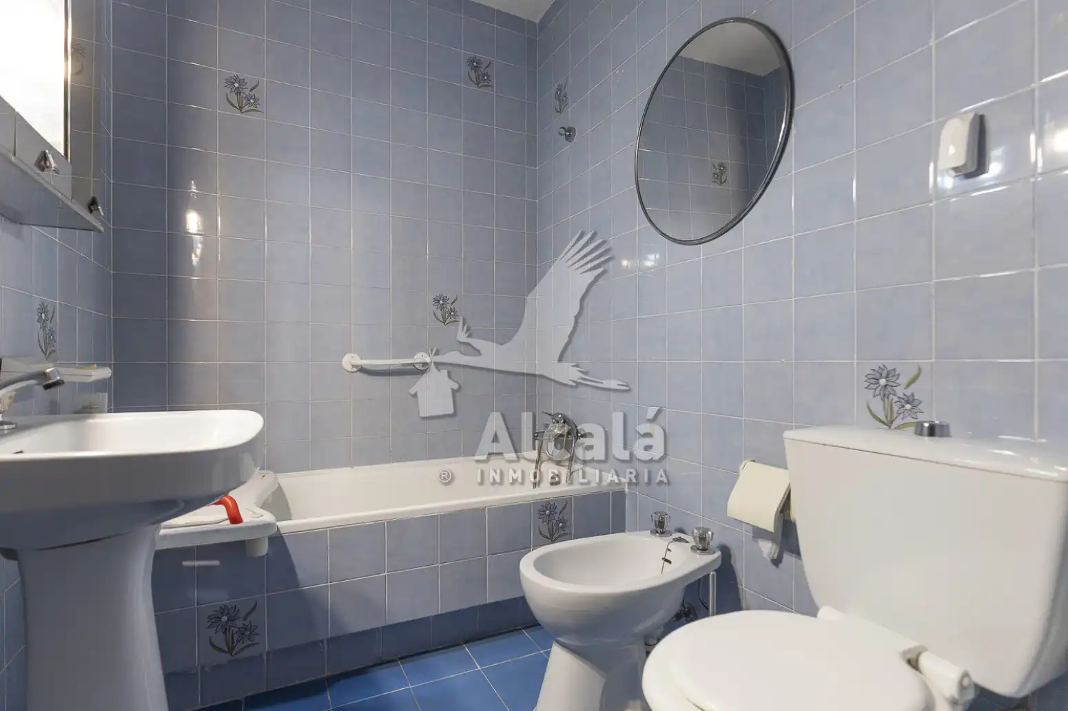 Baño de Piso en venta en Alcalá de Henares con Calefacción, Parquet y Terraza