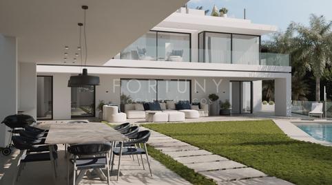 Photo 4 of Houses for sale in Urbanización Cascada de Camojan, Sierra Blanca, Marbella