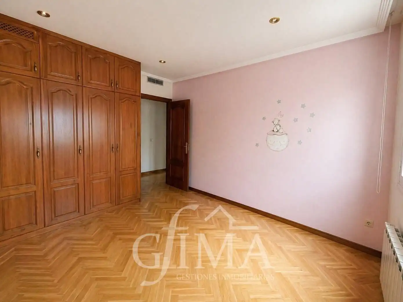 Bedroom of Flat for sale in Tomelloso  with Air Conditioner, Heating and Parquet flooring