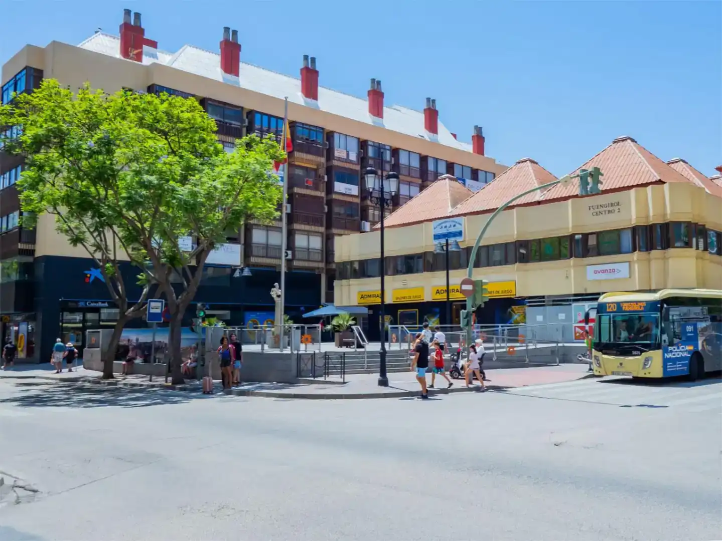 Außenansicht von Wohnung zur Miete in Fuengirola mit Klimaanlage, Möbliert und Balkon