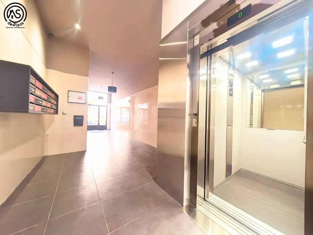 Apartamento de alquiler en Calle de Baltasar Gracián, 27, Universidad San Francisco