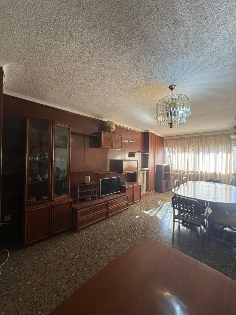 Sala de estar de Piso en venta en Albacete con Calefacción, Amueblado y Horno