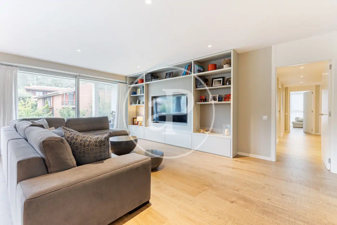 Living room of Flat for sale in Sant Cugat del Vallès  with Air Conditioner, Heating and Private garden
