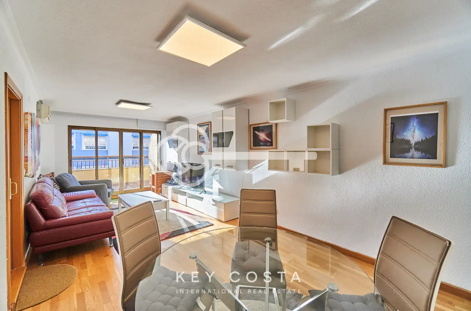Sala d'estar de Àtic en venda en Alicante / Alacant amb Aire condicionat, Terrassa i Moblat