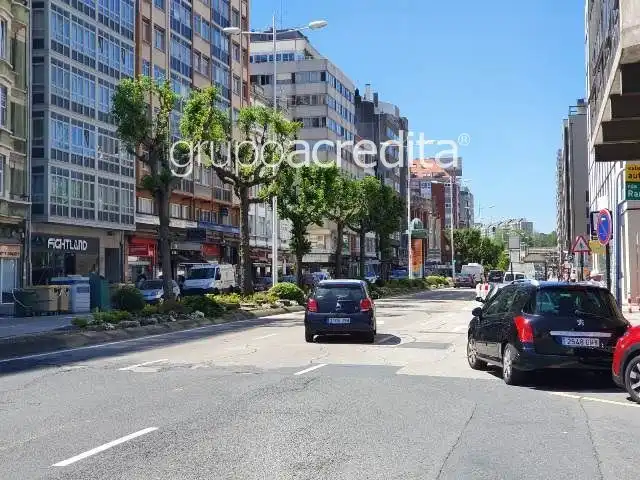 Vista exterior de Oficina de alquiler en A Coruña Capital  con Aire acondicionado