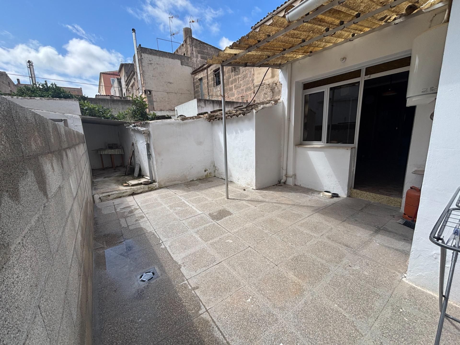 Exterior view of Planta baja for sale in Manacor  with Terrace and Storage room